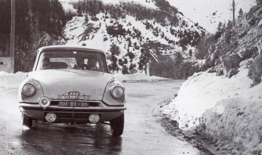  Citroen DS19 Berline 1955 года  (фото 40 из 81)